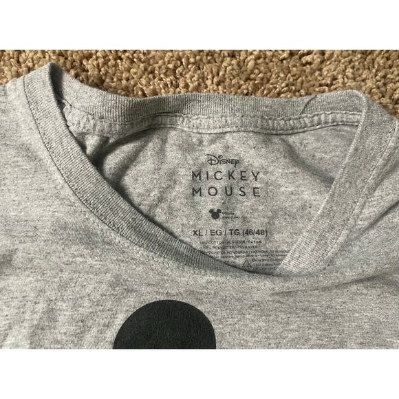 Disney Vintage Mickey Mouse Graphic Tee - Size XL ** - Picture 3 of 5